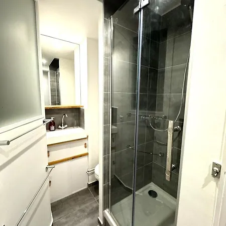 Appartamento A Cozy Parisian Close To Eiffel Tower Parigi